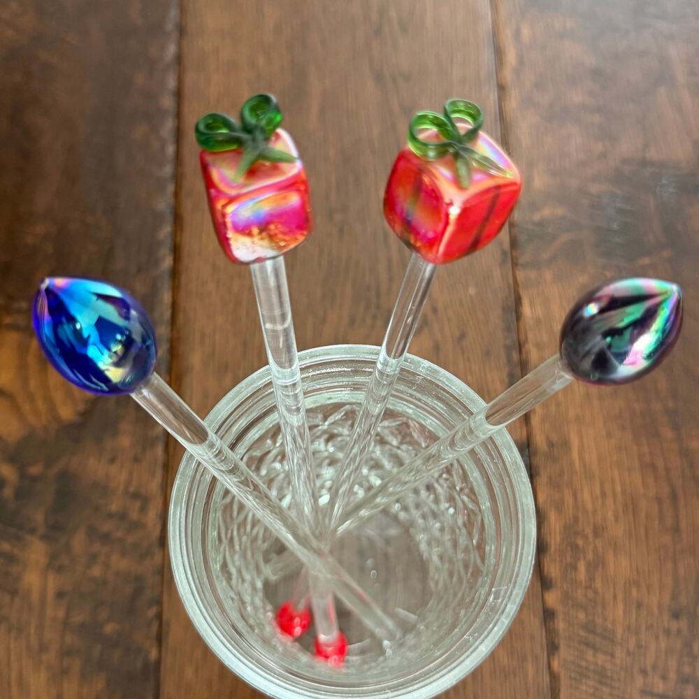 Vintage Set of 4 Glass Christmas Swizzle Sticks – Present & Light Bulb Stirrers